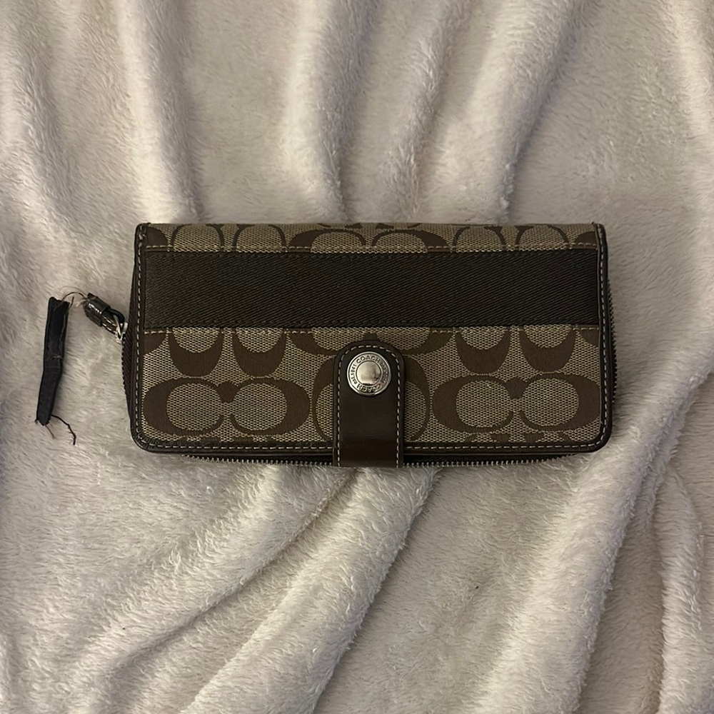 Coach Signature Canvas Wallet